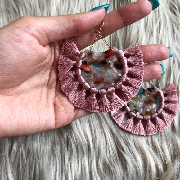 Boho Tassel Fan Earrings - Picture 4 of 5